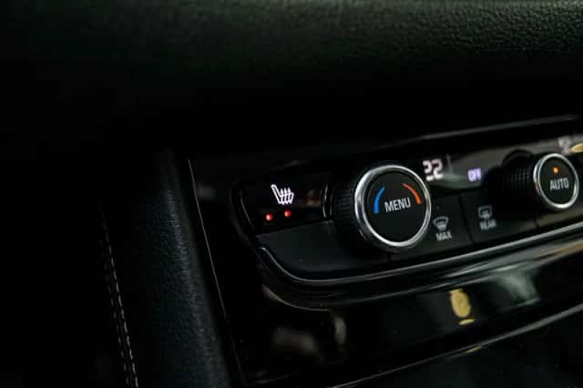 Opel Grandland (2022) thumbnail 62