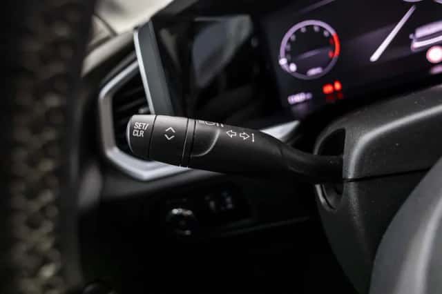 Opel Grandland (2022) thumbnail 74