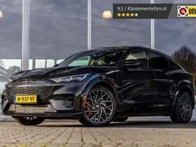 Ford Mustang (2022) thumbnail 2