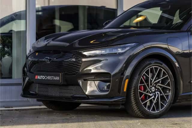 Ford Mustang (2022) thumbnail 16