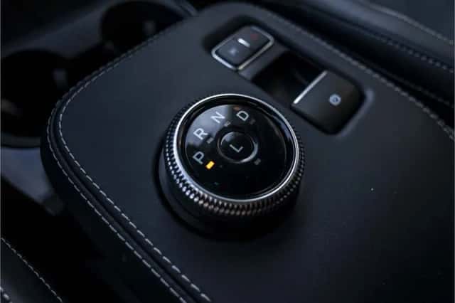 Ford Mustang (2022) thumbnail 23