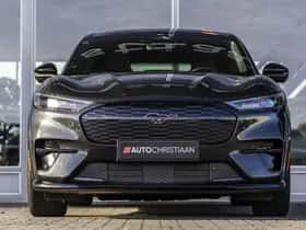 Ford Mustang (2022) thumbnail 4