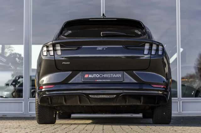 Ford Mustang (2022) thumbnail 43