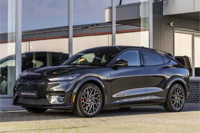 Ford Mustang (2022) thumbnail 52