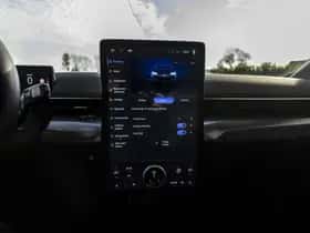 Ford Mustang (2022) thumbnail 64