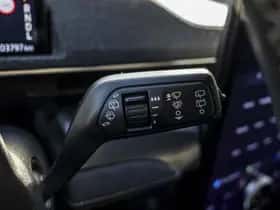 Ford Mustang (2022) thumbnail 72