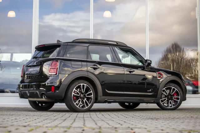 MINI Countryman (2019) thumbnail 3
