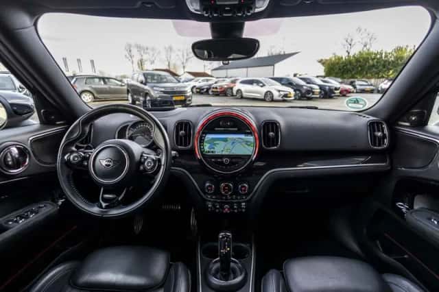 MINI Countryman (2019) thumbnail 30
