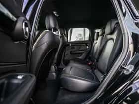 MINI Countryman (2018) thumbnail 11