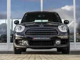 MINI Countryman (2018) thumbnail 4