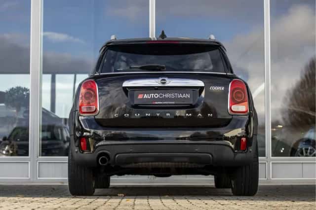 MINI Countryman (2018) thumbnail 5
