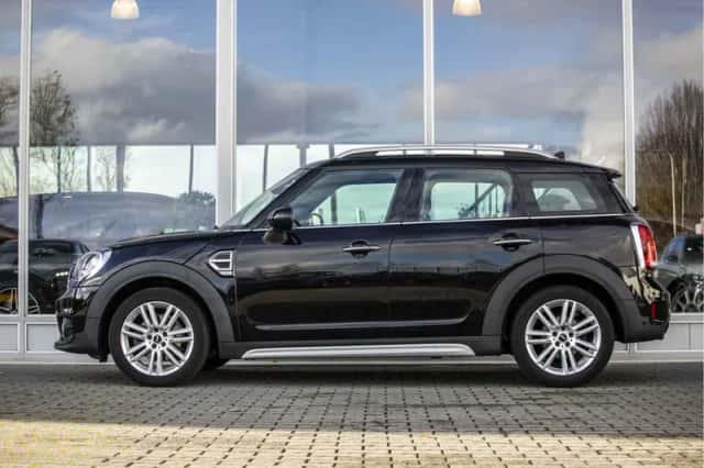 MINI Countryman (2018) thumbnail 6