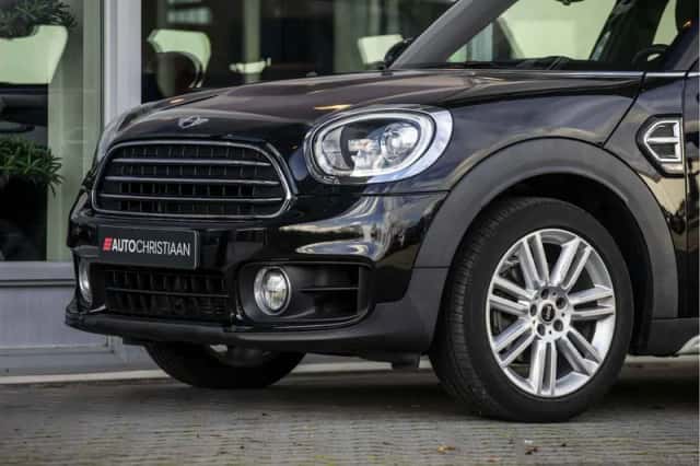 MINI Countryman (2018) thumbnail 52