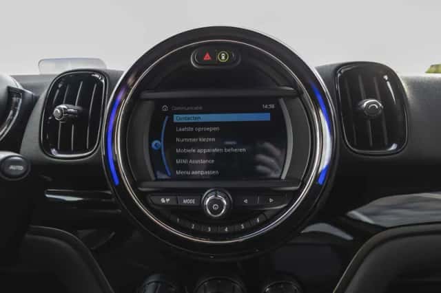 MINI Countryman (2018) thumbnail 62