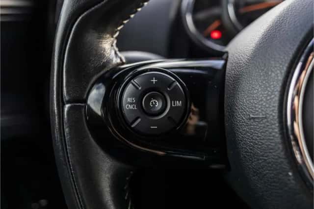 MINI Countryman (2018) thumbnail 68