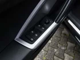 Audi Q3 (2021) thumbnail 22