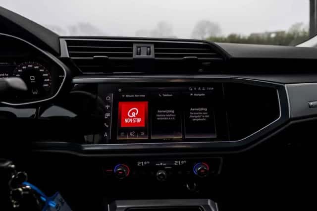 Audi Q3 (2021) thumbnail 25