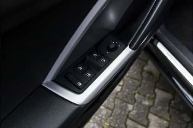 Audi Q3 (2021) thumbnail 59