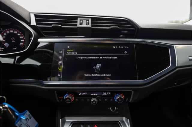 Audi Q3 (2021) thumbnail 64