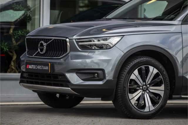 Volvo XC40 (2019) thumbnail 16