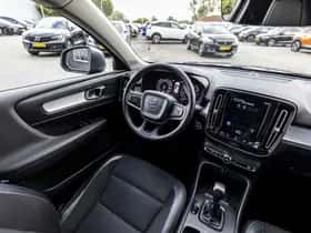 Volvo XC40 (2019) thumbnail 21