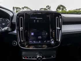 Volvo XC40 (2019) thumbnail 24