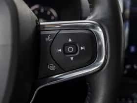Volvo XC40 (2019) thumbnail 30