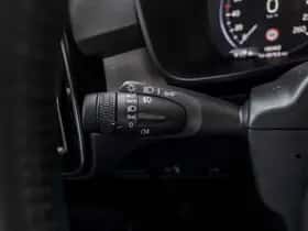 Volvo XC40 (2019) thumbnail 31