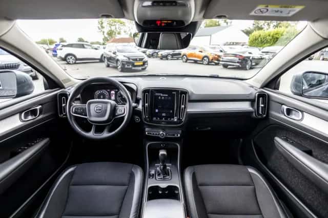Volvo XC40 (2019) thumbnail 42