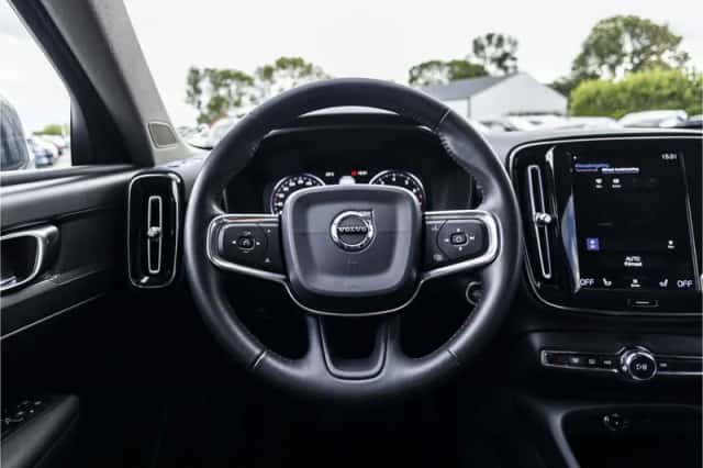 Volvo XC40 (2019) thumbnail 43