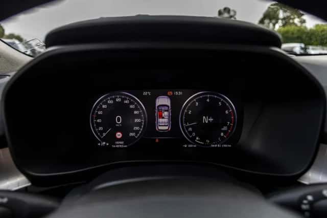 Volvo XC40 (2019) thumbnail 44
