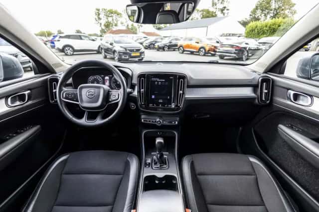 Volvo XC40 (2019) thumbnail 63