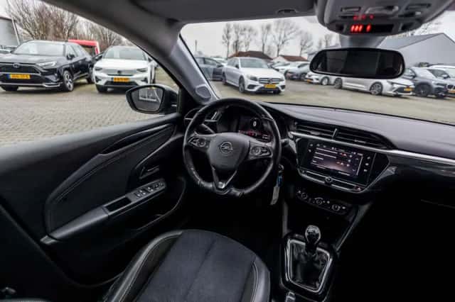 Opel Corsa (2022) thumbnail 23