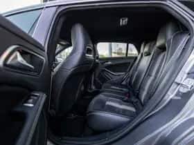 Mercedes-Benz CLA-Klasse (2018) thumbnail 11
