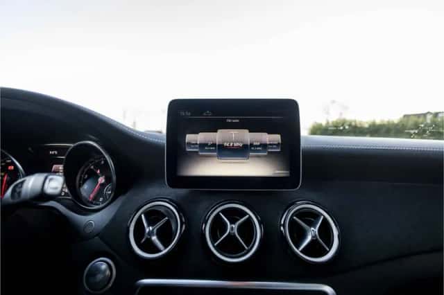 Mercedes-Benz CLA-Klasse (2018) thumbnail 25