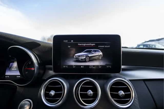 Mercedes-Benz C-Klasse (2016) thumbnail 29