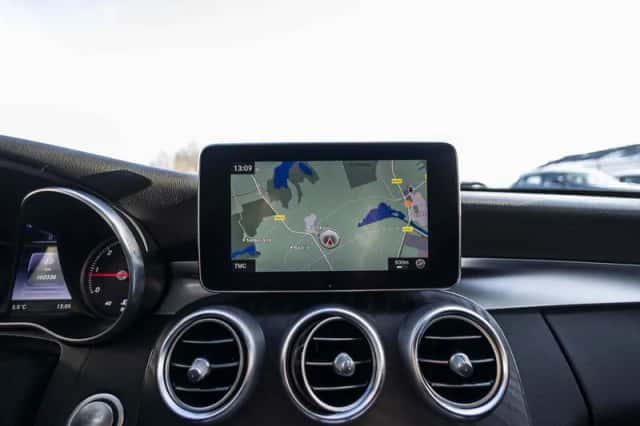 Mercedes-Benz C-Klasse (2016) thumbnail 69