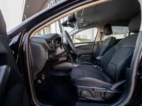 Ford Focus (2023) thumbnail 10