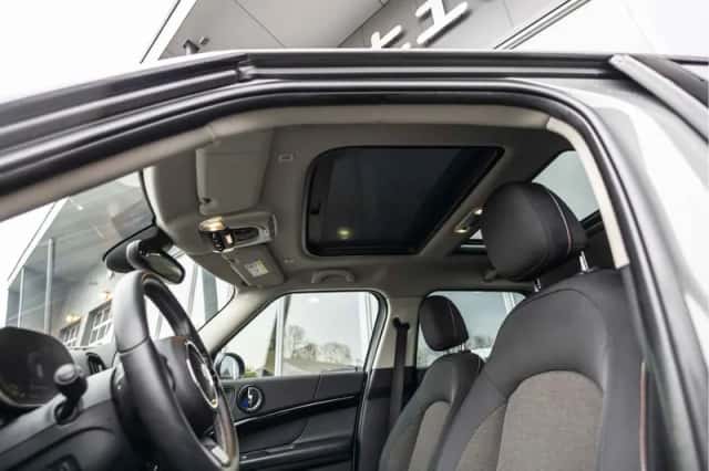 MINI Countryman (2023) thumbnail 13