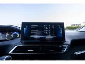 Peugeot 3008 (2021) thumbnail 25