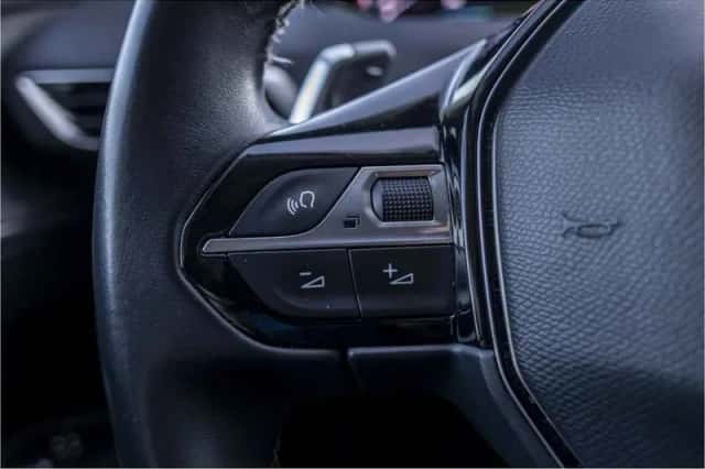 Peugeot 3008 (2021) thumbnail 30