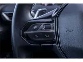 Peugeot 3008 (2021) thumbnail 30