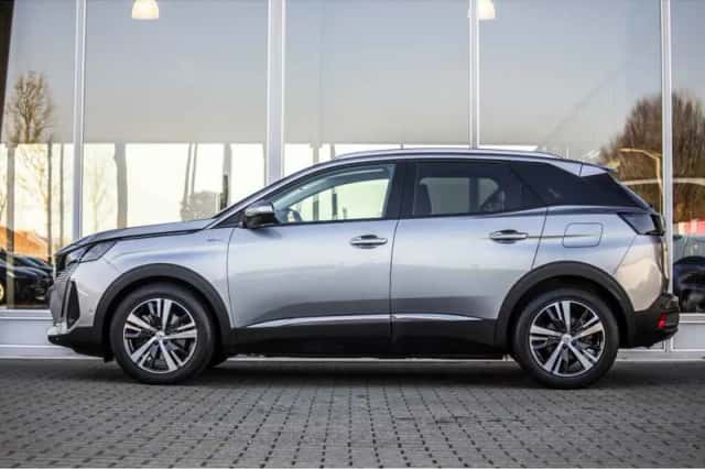 Peugeot 3008 (2021) thumbnail 42