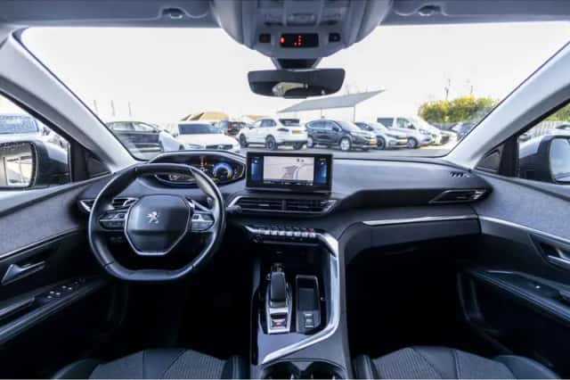 Peugeot 3008 (2021) thumbnail 43