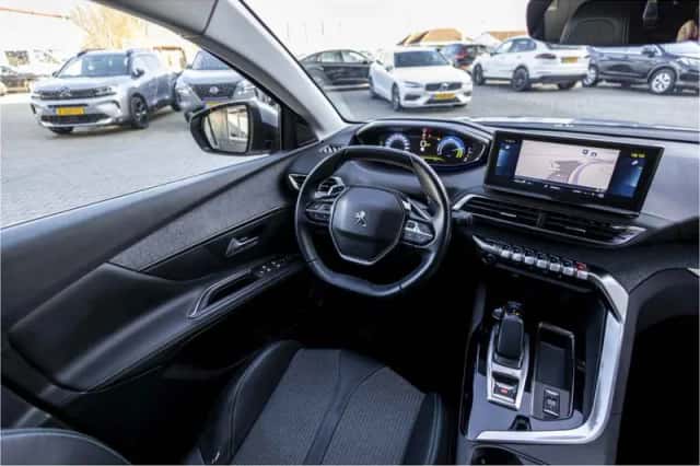 Peugeot 3008 (2021) thumbnail 56