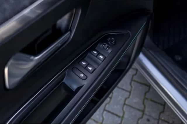 Peugeot 3008 (2021) thumbnail 57