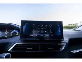 Peugeot 3008 (2021) thumbnail 60