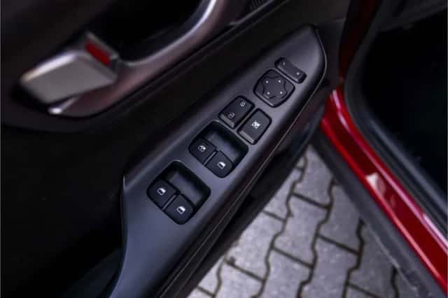 Hyundai Kona (2019) thumbnail 22