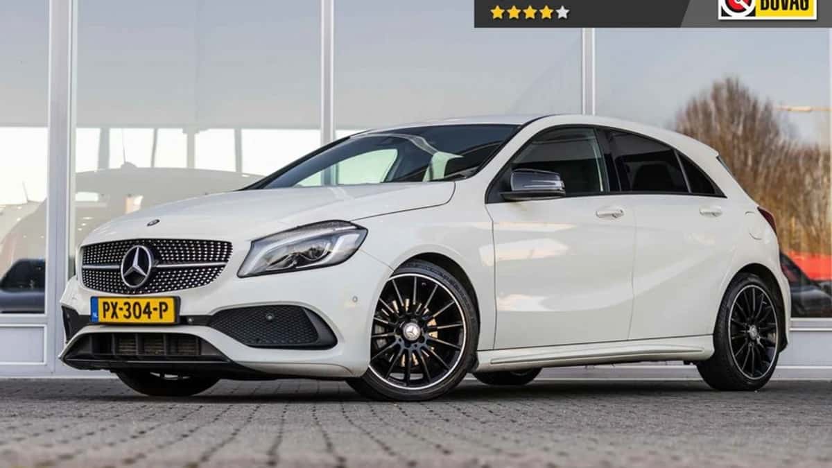 Mercedes-Benz A-Klasse (2016) — foto 1