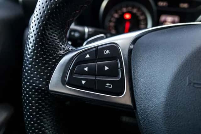 Mercedes-Benz A-Klasse (2016) thumbnail 32
